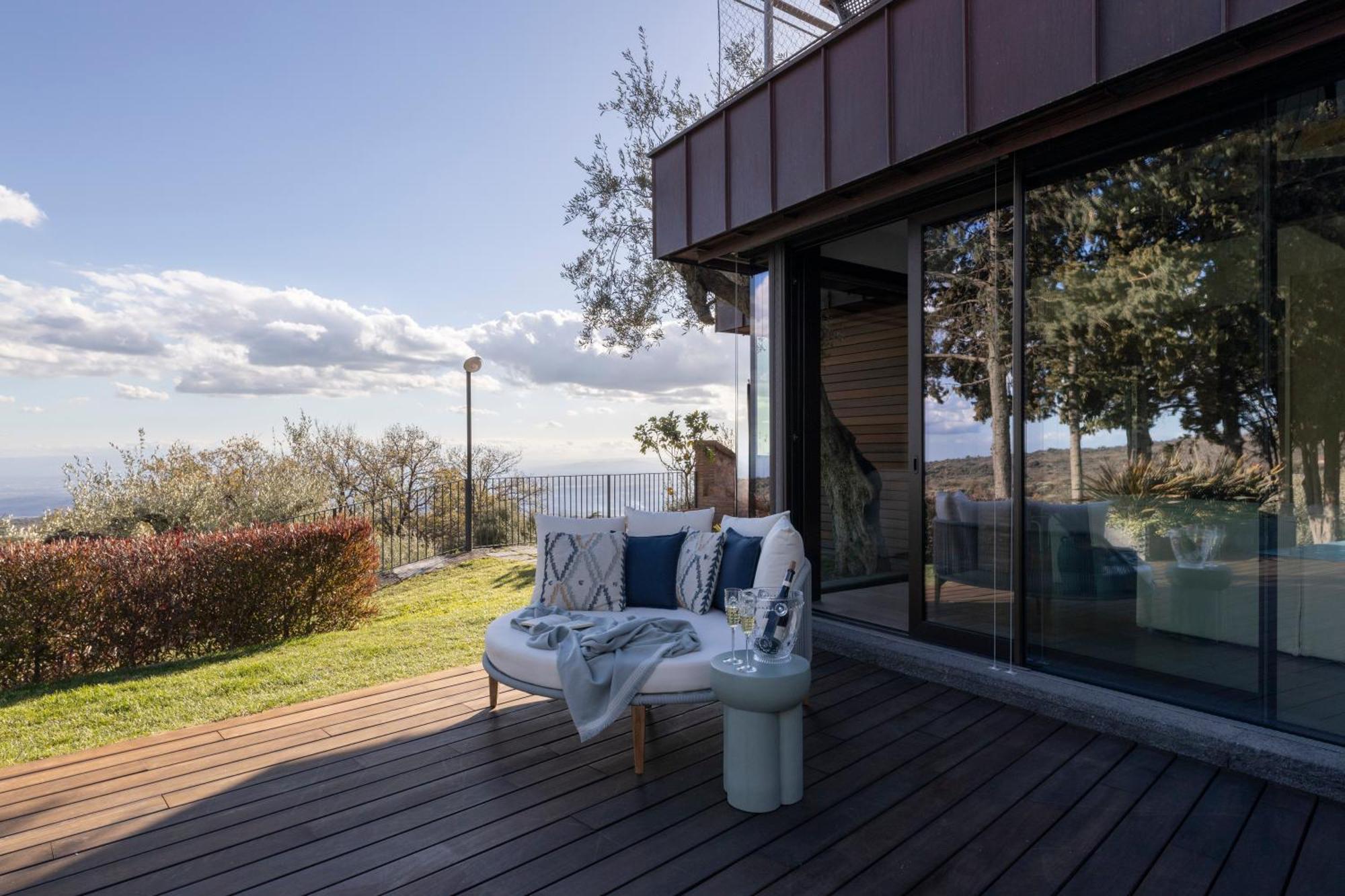 Scialaj Villa Di Lusso Sull'Etna Con Piscina E Vista Mare Ragalna Exterior photo